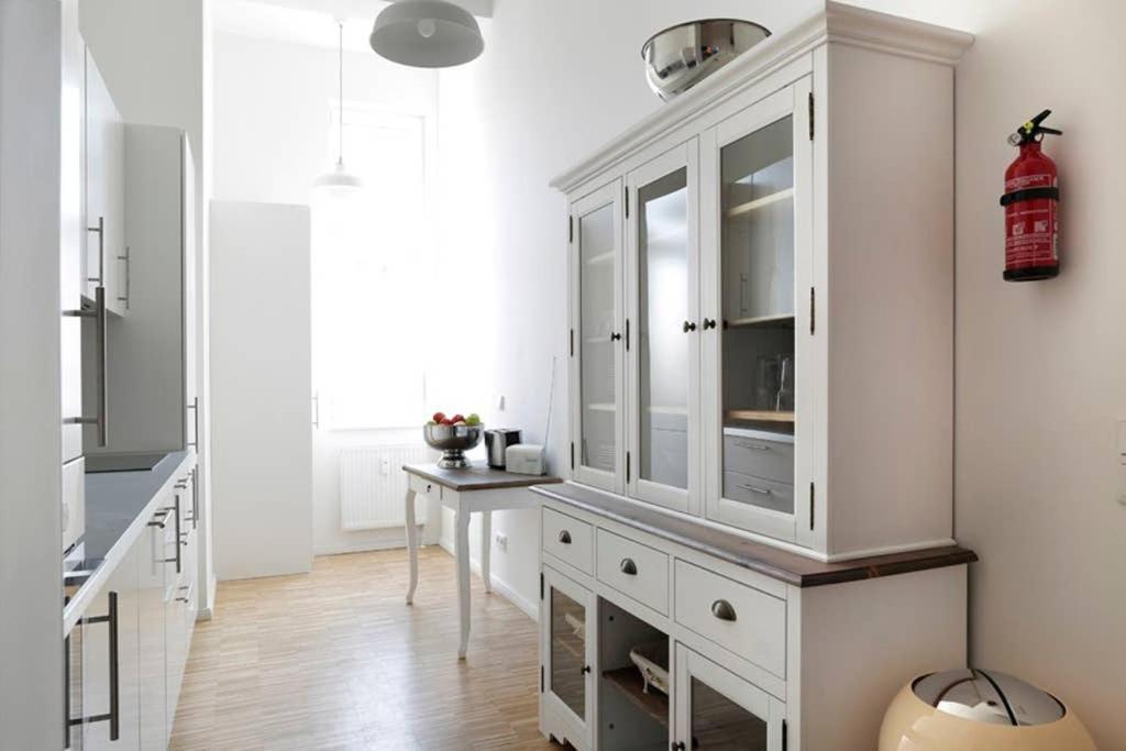 Sc 06 By Rockchair Apartments L Superhost Status L 4 Bedrooms Boxspringbeds 2 Bathrooms Balcony Elevator - Cozy Family & Business Flair Welcomes You! Berlin Eksteriør billede
