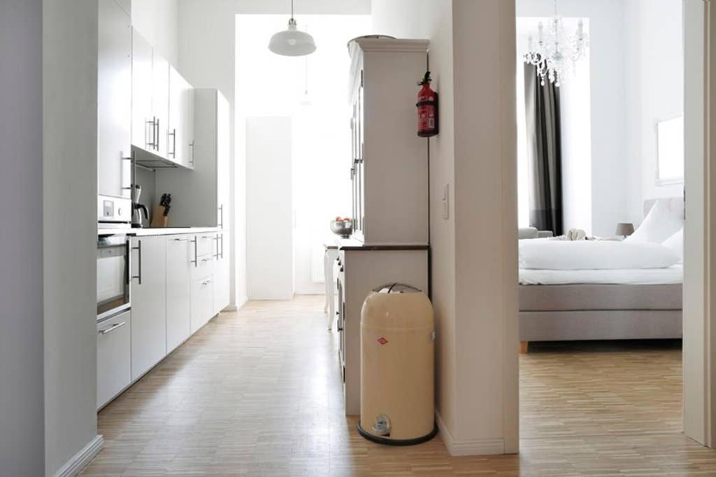 Sc 06 By Rockchair Apartments L Superhost Status L 4 Bedrooms Boxspringbeds 2 Bathrooms Balcony Elevator - Cozy Family & Business Flair Welcomes You! Berlin Eksteriør billede