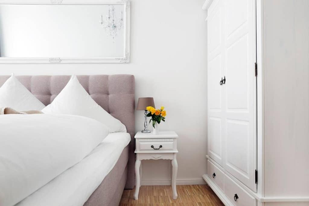 Sc 06 By Rockchair Apartments L Superhost Status L 4 Bedrooms Boxspringbeds 2 Bathrooms Balcony Elevator - Cozy Family & Business Flair Welcomes You! Berlin Eksteriør billede