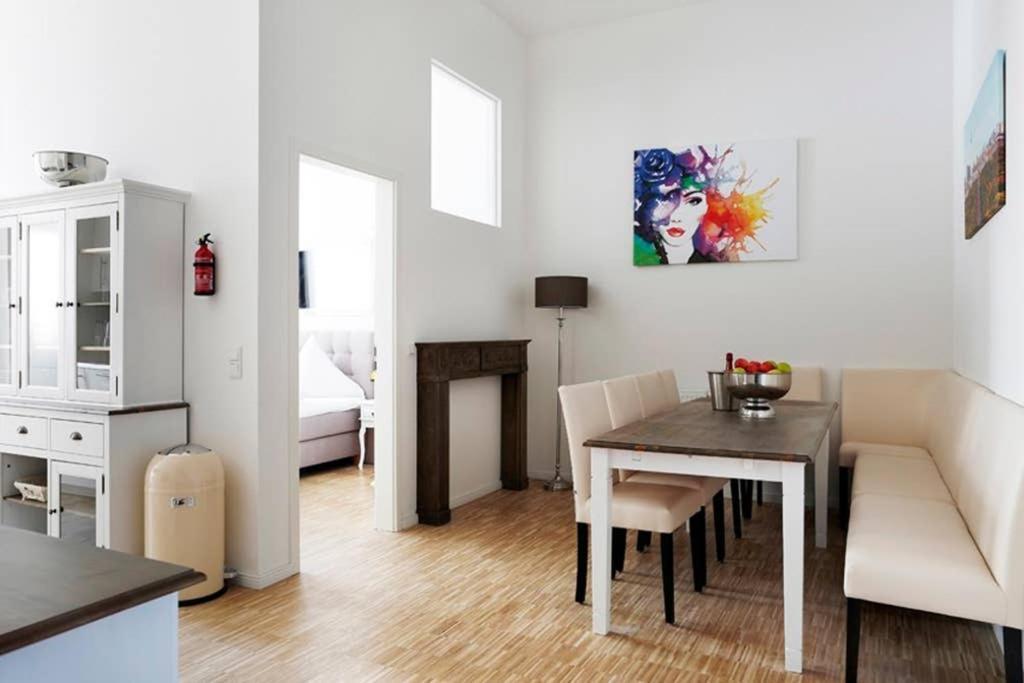 Sc 06 By Rockchair Apartments L Superhost Status L 4 Bedrooms Boxspringbeds 2 Bathrooms Balcony Elevator - Cozy Family & Business Flair Welcomes You! Berlin Eksteriør billede