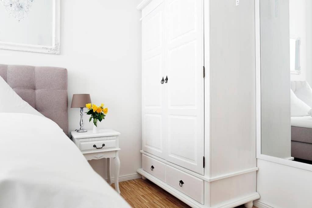 Sc 06 By Rockchair Apartments L Superhost Status L 4 Bedrooms Boxspringbeds 2 Bathrooms Balcony Elevator - Cozy Family & Business Flair Welcomes You! Berlin Eksteriør billede